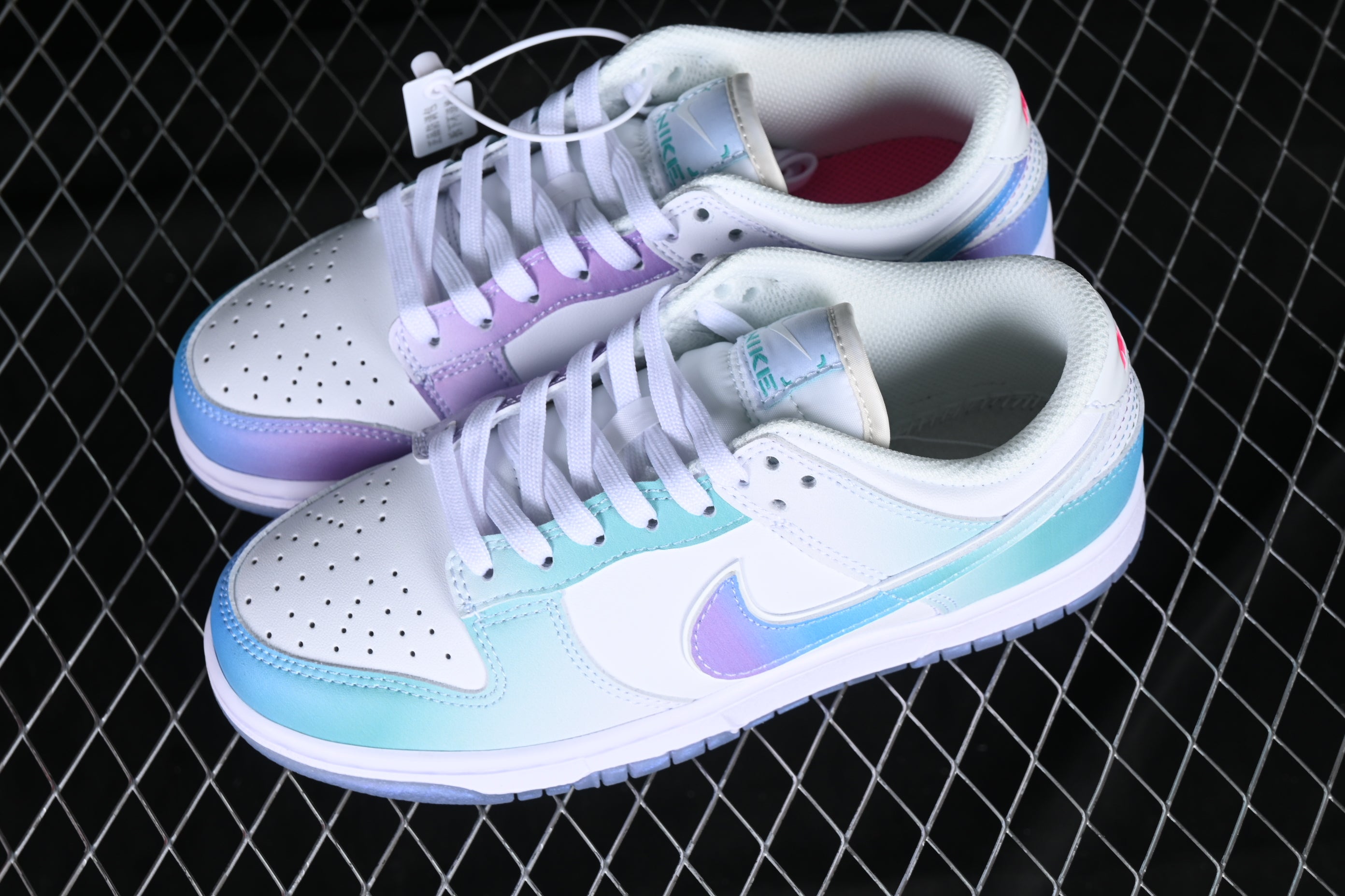 Dunk Low "Violet and Hyper Pink"