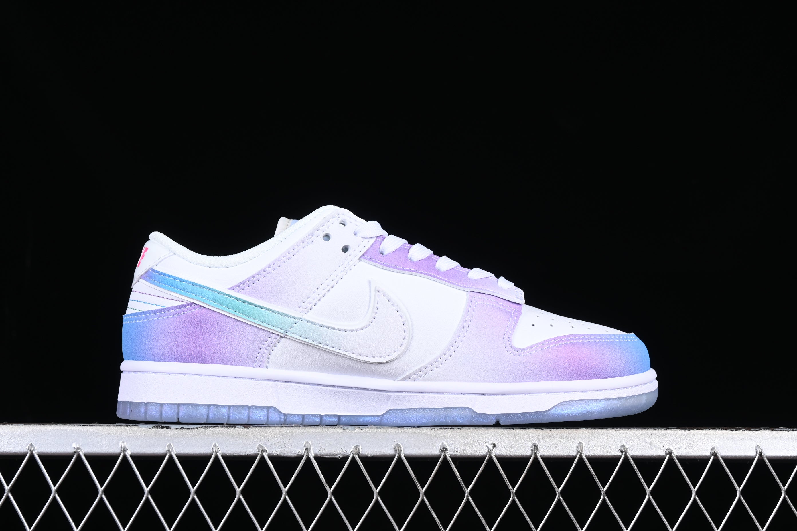 Dunk Low "Violet and Hyper Pink"
